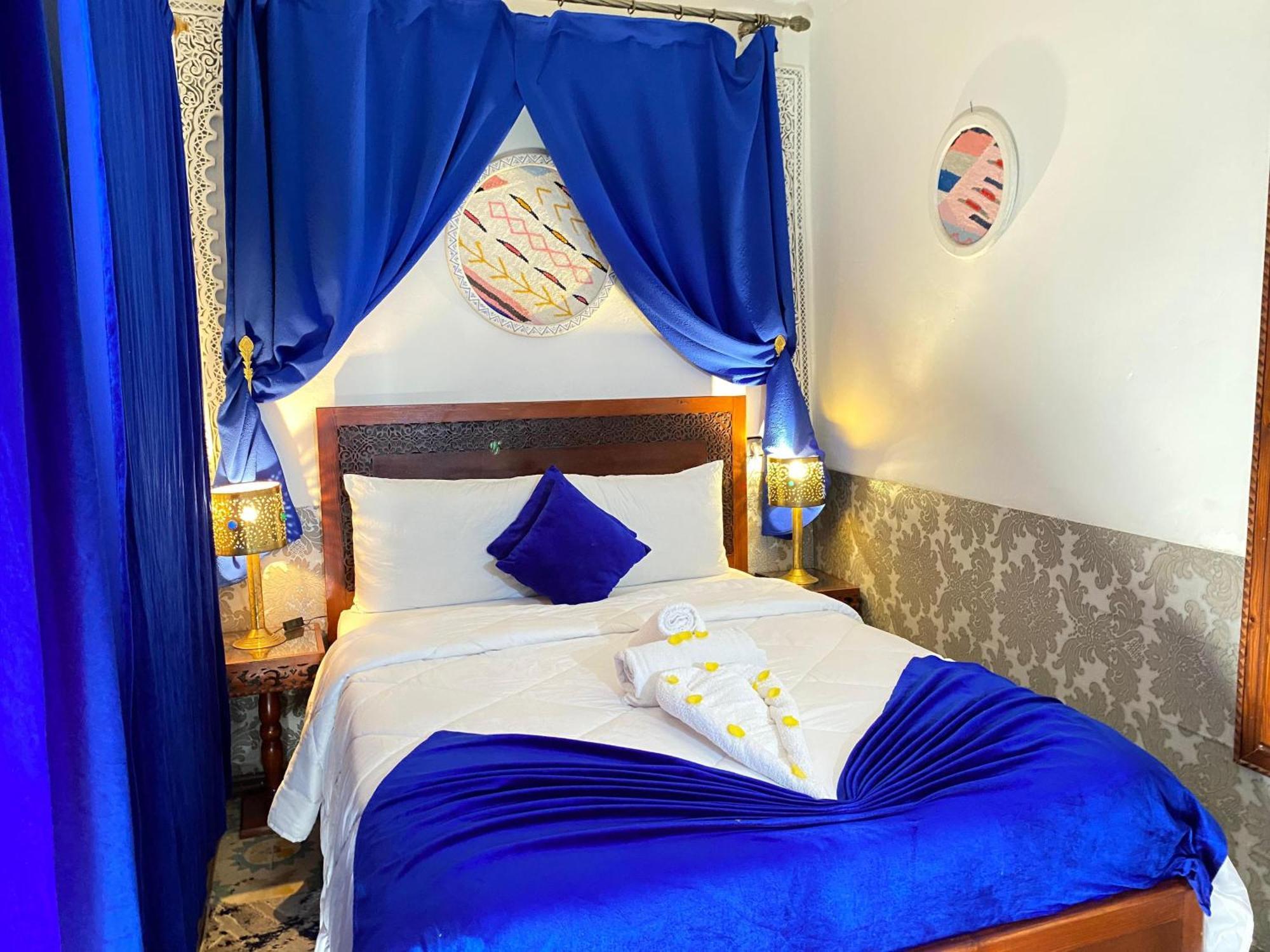 Riad Lazord De Marrakech Entier 马拉喀什 外观 照片