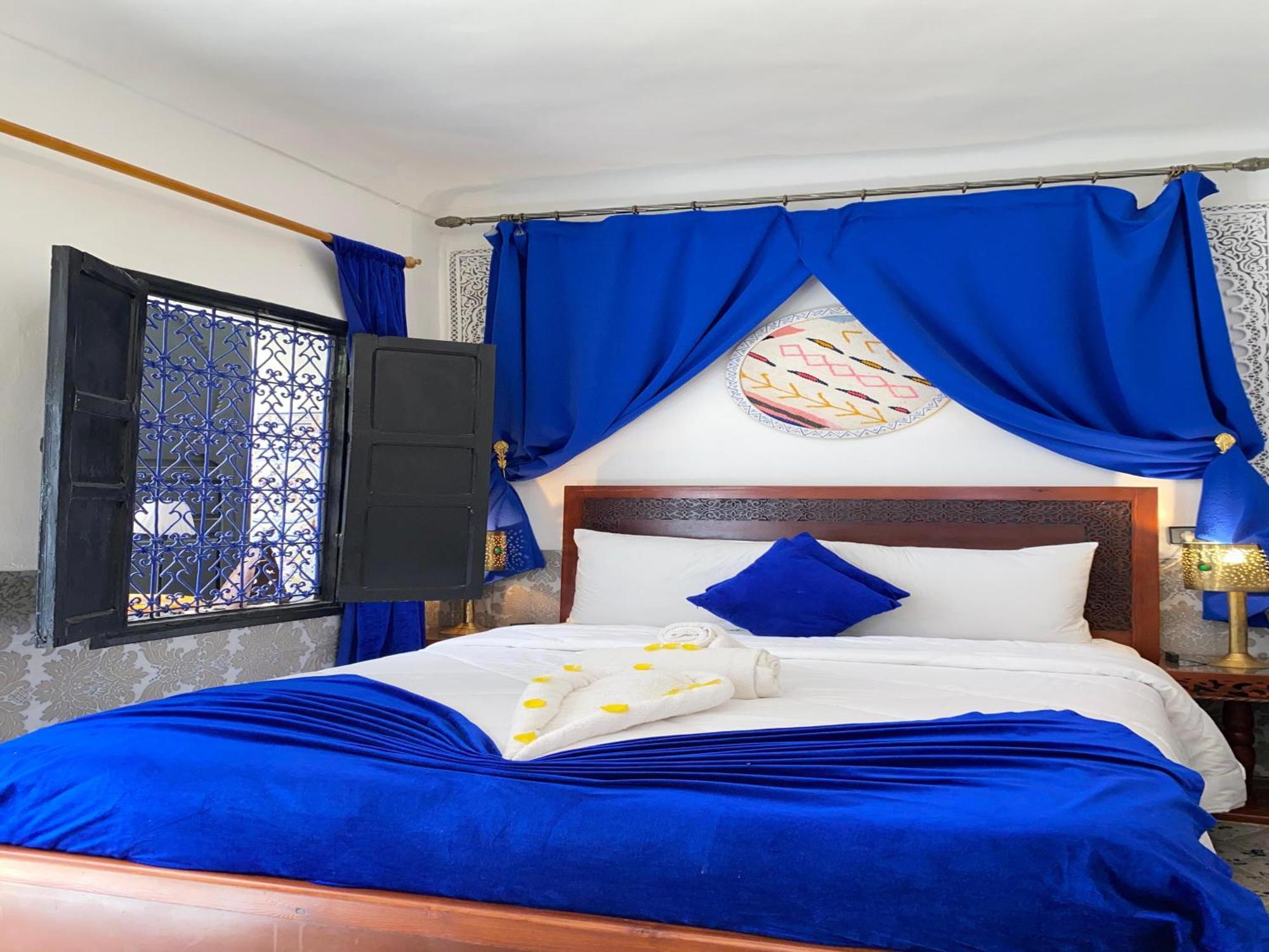 Riad Lazord De Marrakech Entier 马拉喀什 外观 照片